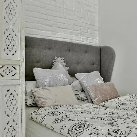 Buda Bliss Garden Apartamento