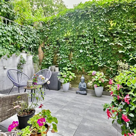 Buda Bliss Garden ブダペスト
