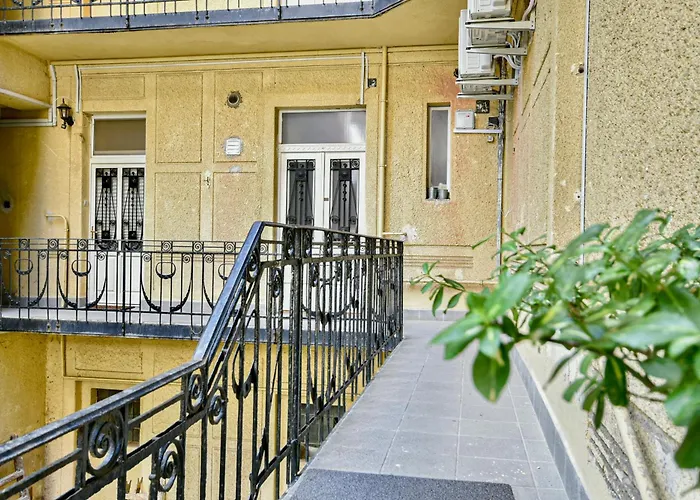 Buda Bliss Garden Appartamento Budapest